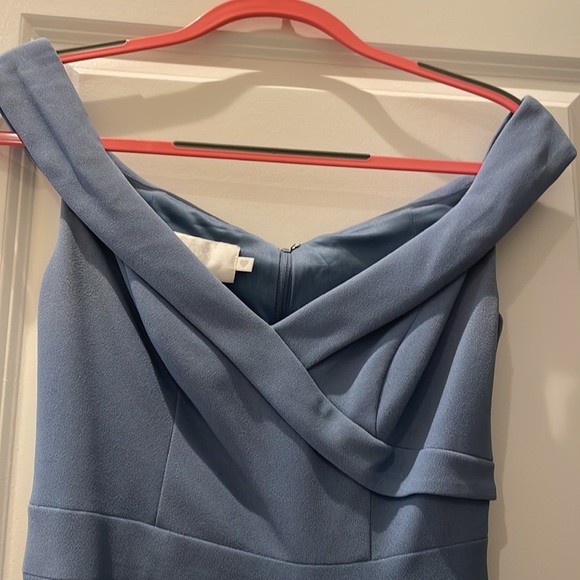 Periwinkle dress perfect for wedding or bridesmaid - Picture 2 of 4